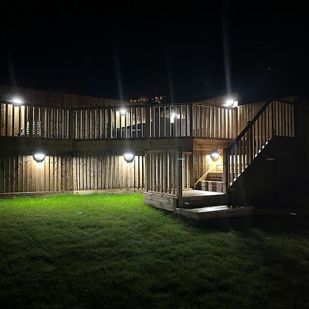 Luxury Property With Hot Tub And Sea Views Oystermouth エクステリア 写真