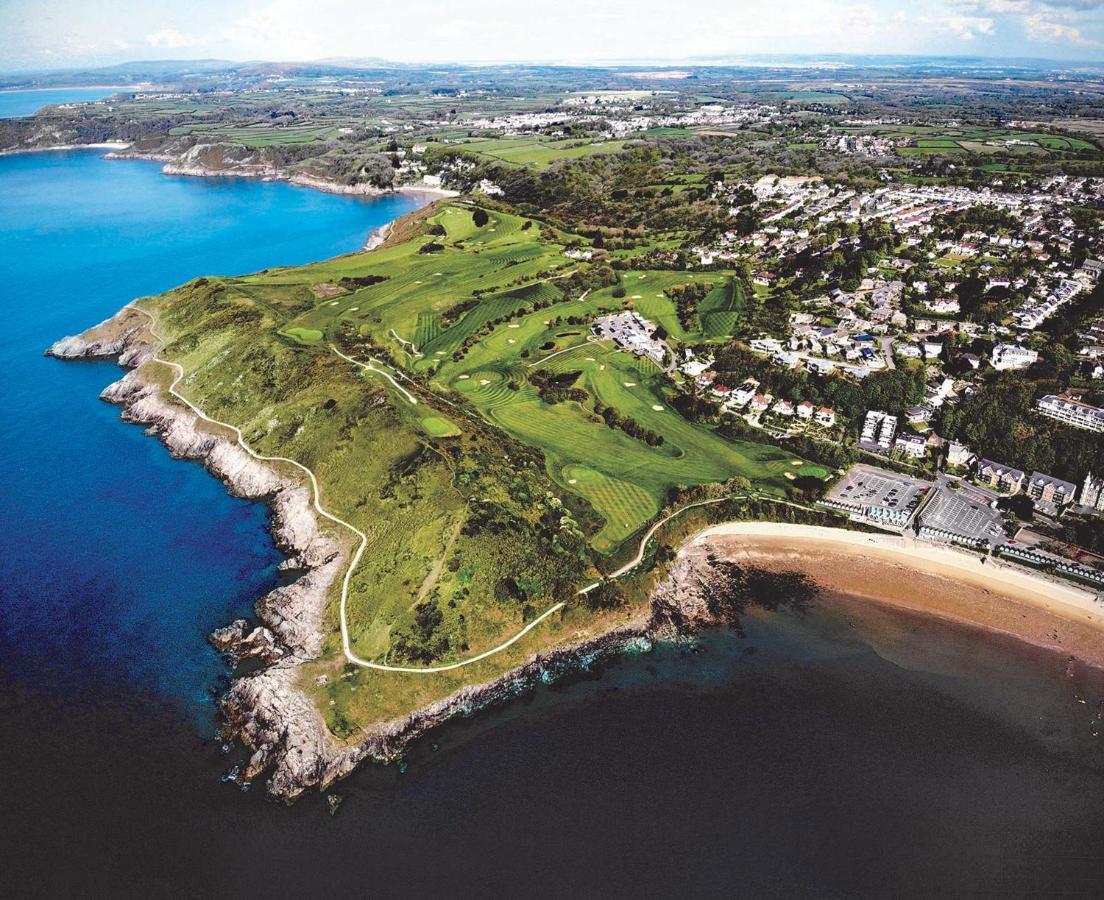 Luxury Property With Hot Tub And Sea Views Oystermouth エクステリア 写真